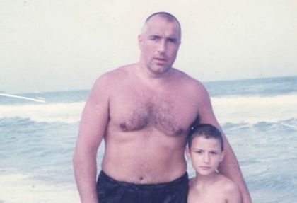 Тръгна делото за смъртта на 23-годишния Ники, снимал се като малък с Борисов