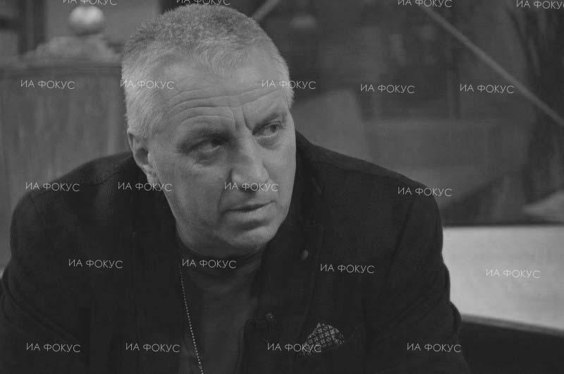 Красимир Кушев, сценарист: Документалният филм „Срещи на първия ред: Красимир Узунов с полк. Борис Дрангов“ представлява виртуална среща между тези двама наши големи родолюбци