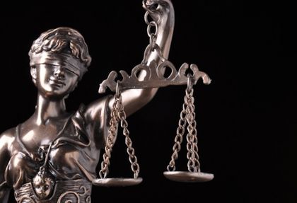 Задържаха за 72 часа майката и бабата на откритото мъртво бебе в Перник