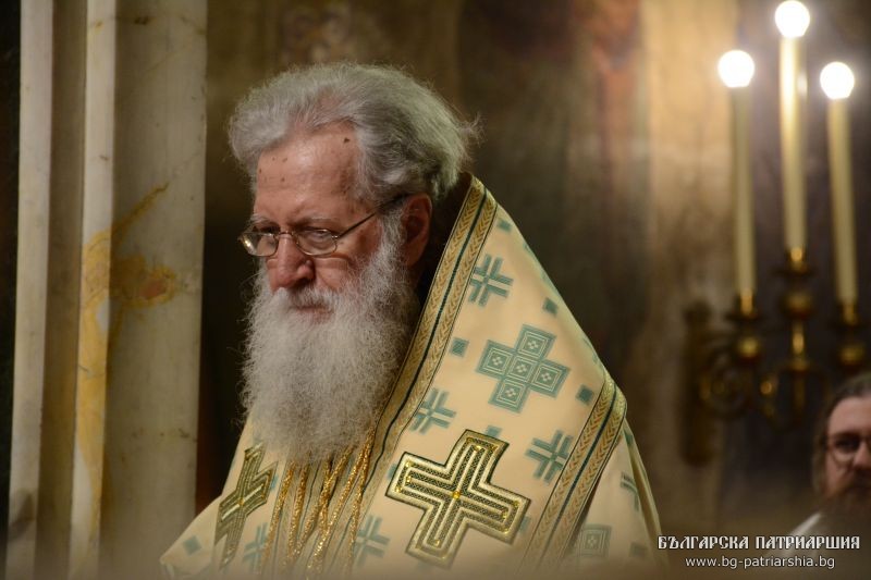 Патриарх Неофит отслужи празничната литургия за Петдесетница в катедралата „Св. Александър Невски“