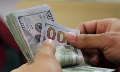 Двама българи на съд в Бермуда – откраднали $20 000