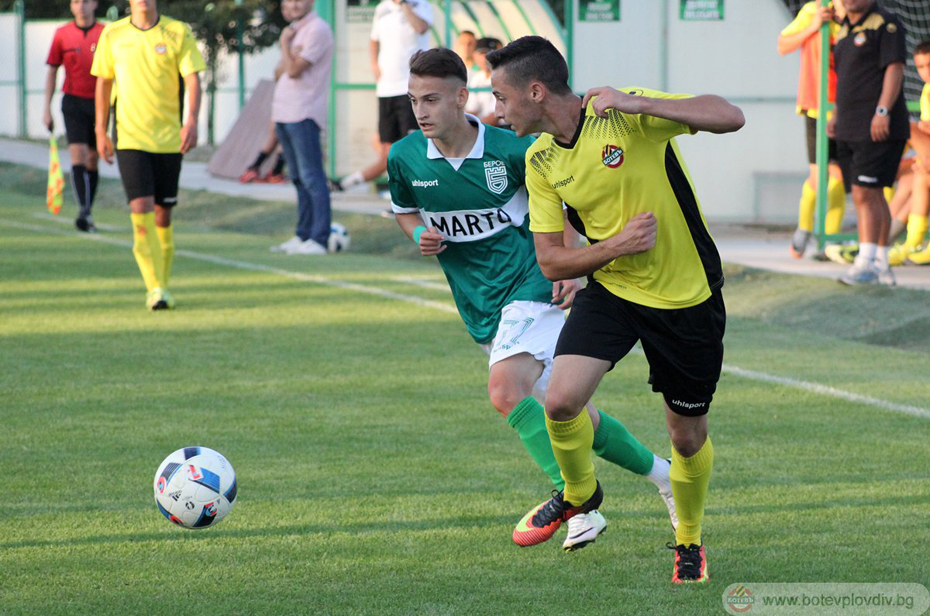 Ботев загуби дербито на Тракия при U19
