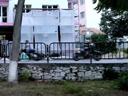 Рокер мина през крака на полицай по време на големия протест в Асеновград