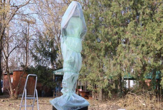 Голяма пловдивска компания подкрепи проекта за скулптурата на Аян Садъков