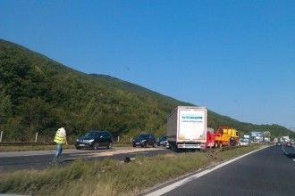 Страхотна тапа по автомагистрала