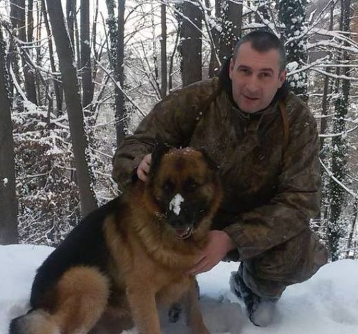 Убиецът на семейство Караджови пребил немската им овчарка