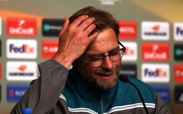 Клоп се надява контузеният Матип да е по-добре