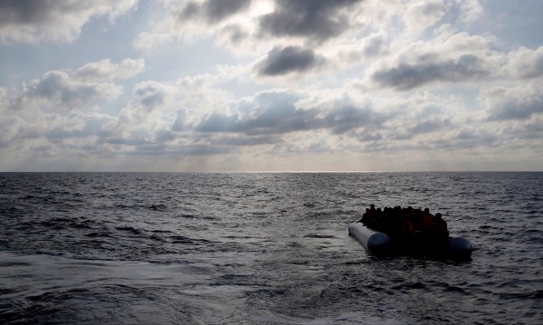 Телата на 21 жени и един мъж открити на лодка в Средиземно море
