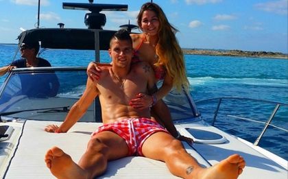 СНИМКА: Ламела заведе гаджето си на роматична разходка в Рим