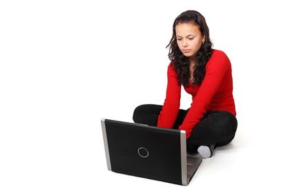 Facebook и депресията при тийнейджърките