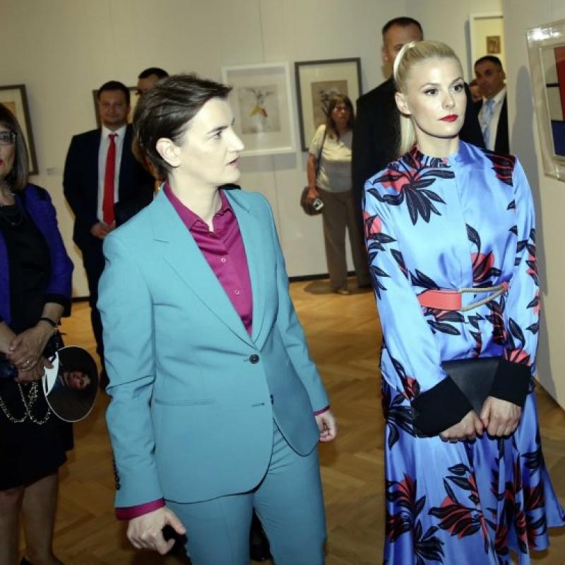 Blic (Сърбия): Сръбският премиер Ана Бърнабич стана баща