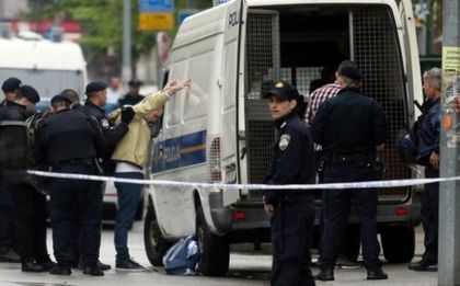 ВИДЕО: Ултраси на Звезда задържани в Загреб