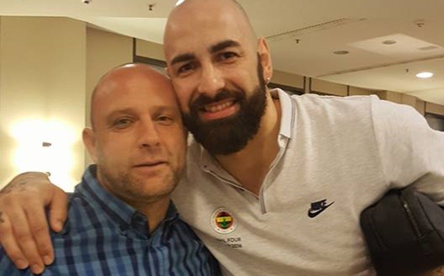 СНИМКИ: Тити щастлив от "приятелския" финал в Евролигата