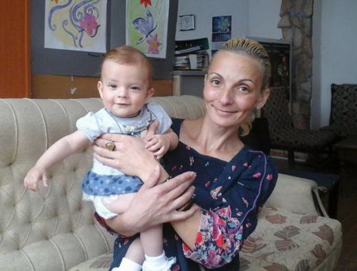 Вижте разтърсващата история на свекървата на Лилия, която захвърли бебето си