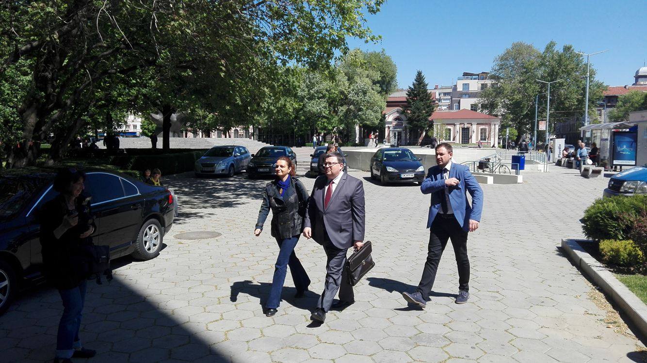 Цацаров: Образувано е досъдебно производство във връзка с ваксините, дарени от Турция (ВИДЕО)