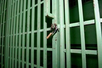 Британски съпрузи, издирвани за кражба на картини преди 15 г., арестувани в Бургас