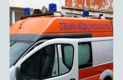 7-годишно дете се нарани в спряла кола