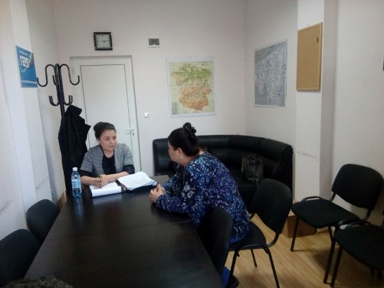 Бургас: Народният представител от ГЕРБ Галя Желякова обсъди с жители на Средец проблеми от законодателни промени и социален характер