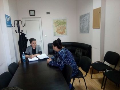Бургас: Народният представител от ГЕРБ Галя Желякова обсъди с жители на Средец проблеми от законодателни промени и социален характер