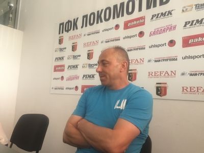 Илиян Илиев: Имаме проблеми в средата на терена, но има хора, които чакат своя шанс (ВИДЕО)