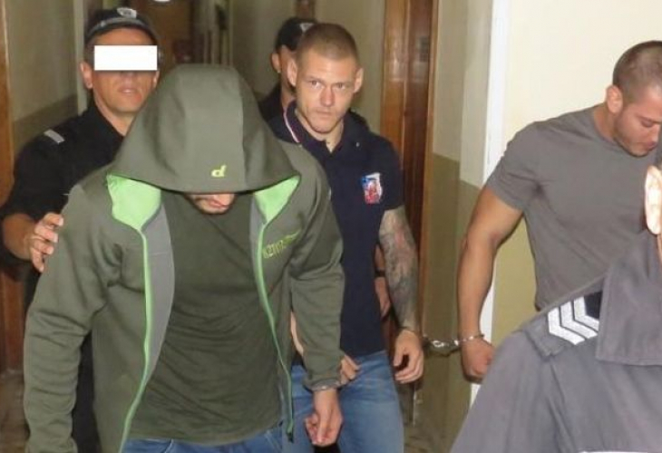 Само Карчо от биячите в бургаската плажна дискотека иска свобода, Белото и Колев кротуват в ареста