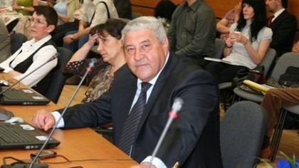 Гърневски сезира прокуратурата за нарушения в