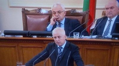 Парламентът гласува електронно здравеопазване до 2 години