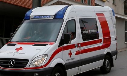 Буря срина шатра на фест в Австрия, загинаха двама