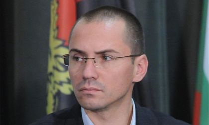 Ердоган иска да изсели кюрдите, отсече Джамбазки