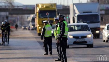 ВАЖНО! Спецакция на КАТ дебне за телефони зад волана