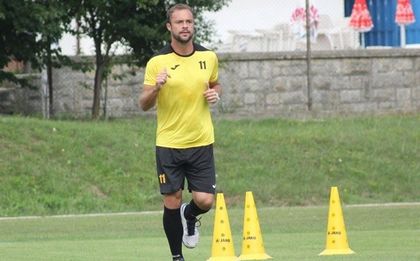 Защитник на Ботев поднови тренировки