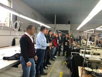 Европейски избори 2019: Кандидатът за евродепутат Младен Шишков се срещна с работници и служители в шивашки предприятия в Раковски