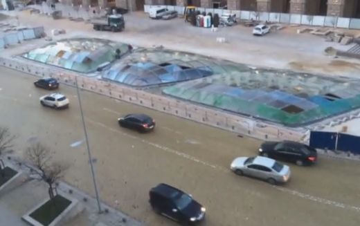 Вятърът отнесе част от стъкления купол на антична Сердика