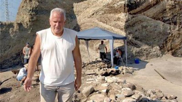 Археологът Костадин Кисьов с почетен знак на Пловдив