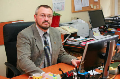 В ПУ: Химиците си раздават дипломи за половин век юбилей