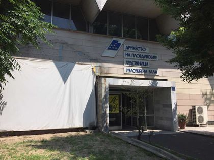 Тотев: Започваме площад 