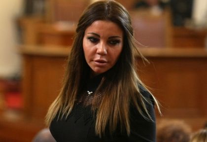 Официално: Депутатката на Марешки е аут от парламента!