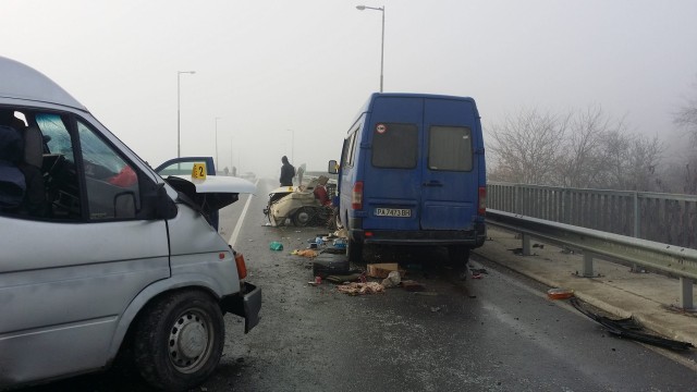 Прокуратурата наблюдава разследването за кървавата катастрофа край Пазарджик