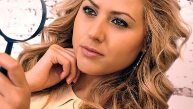 Липсва мобилният телефон на убитата Виктория! Тя е била прясно разведена, детето й живеело при баща си и дядо си