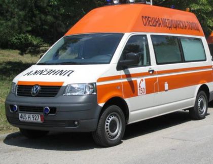 Автобус и кола се блъснаха в София