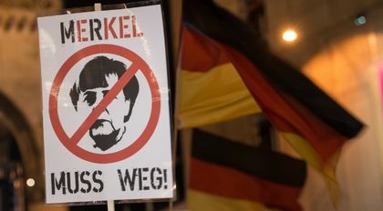MERKEL MUSS WEG ЮЛИ 2016: Петият петък и след това