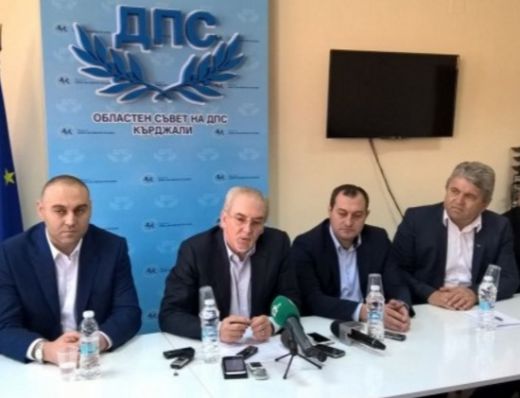Хибридни прийоми: Отцепниците от ДПС плашат хората в Кърджалийско с война между Турция и Русия