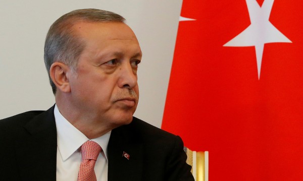Защо Ердоган е толкова щастлив от избора на Тръмп?