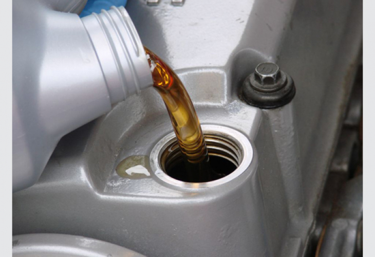 Двигателят гълта много масло: Причини и отстраняването им