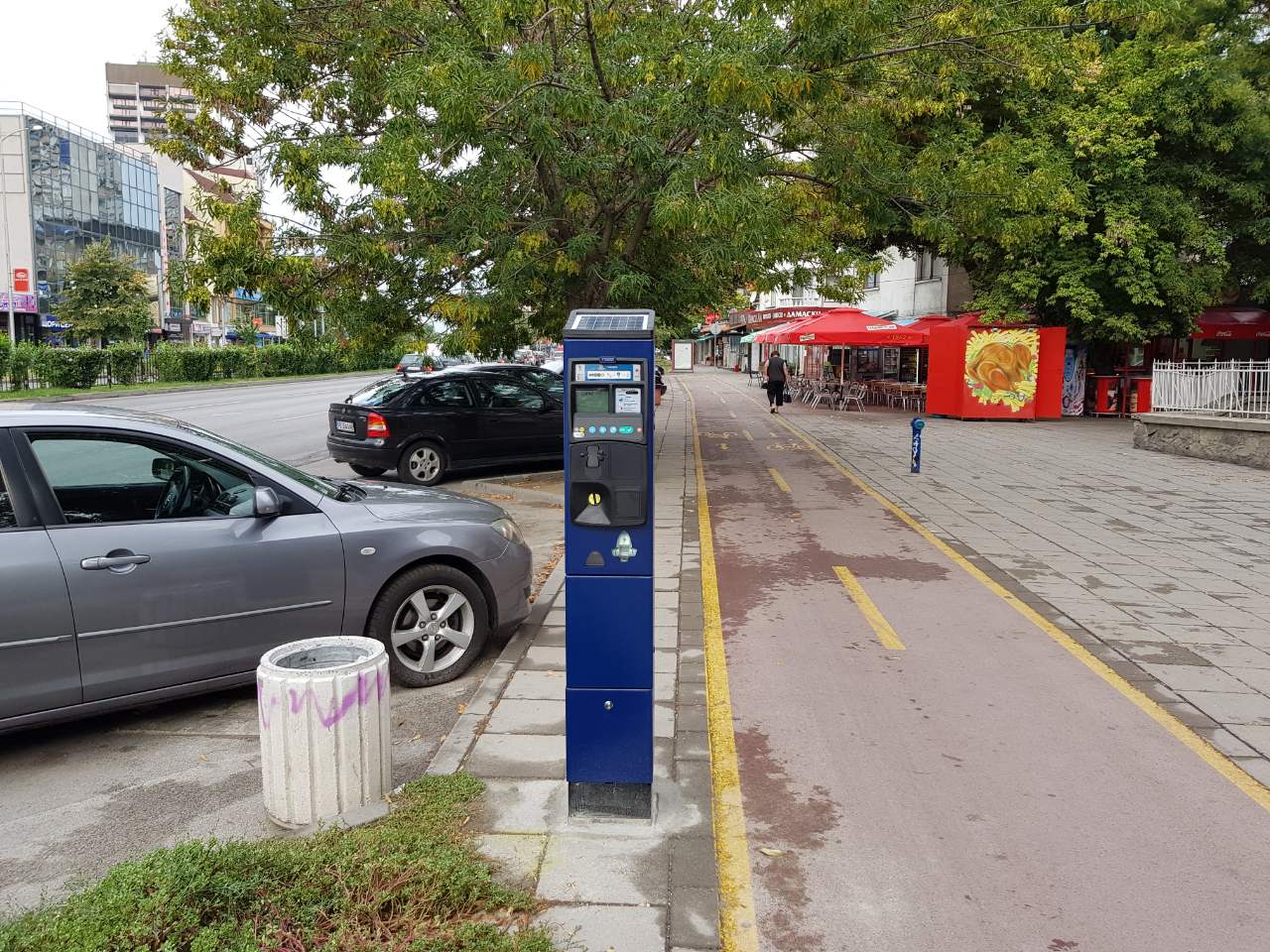 Левче-кефче за престой! Монтираха десет паркомата в 