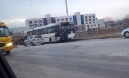 Автобус пламна в движение в Асеновград