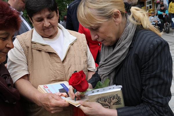 Европейски избори 2019: Елена Йончева: Смисълът на ЕС е да подобрява живота на хората, но това не се случва в България
