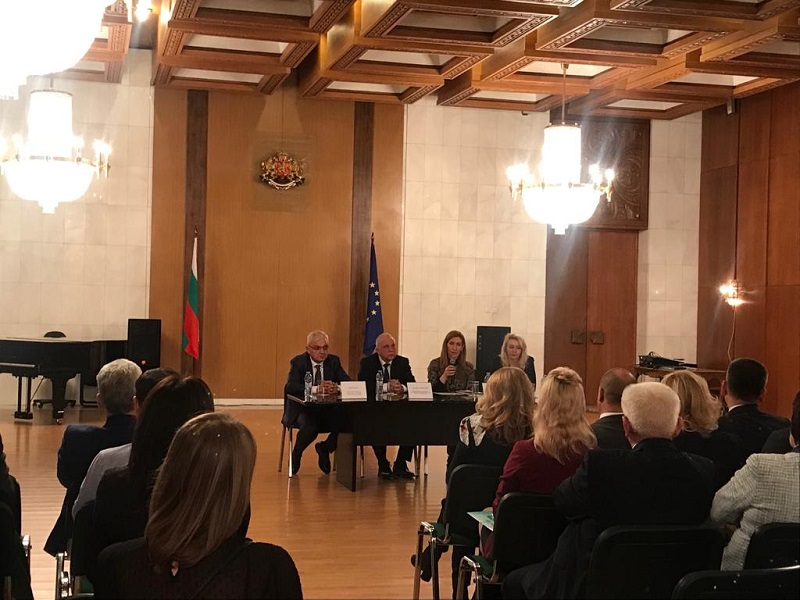 Министър Николина Ангелкова пред туроператори в Москва: С вашето партньорство ще реализираме потенциала на българския туризъм