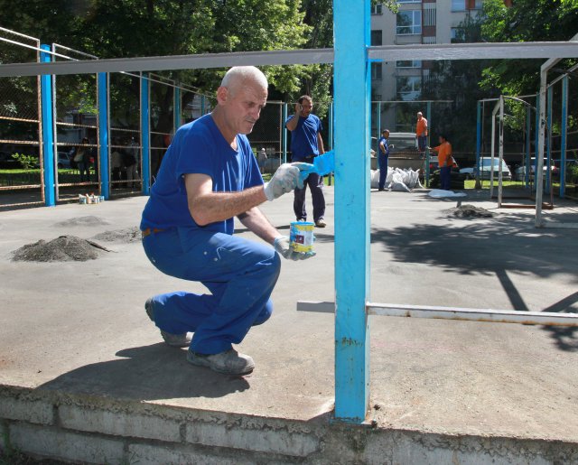 Част от центъра на сухо в четвъртък