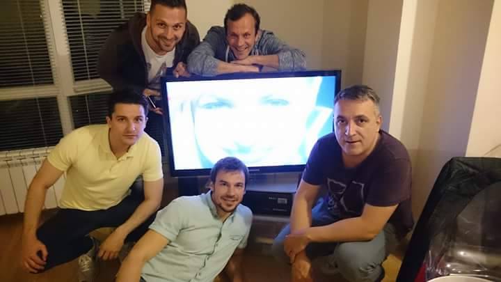 "Под прикритие" с подкрепа за Поли Генова СНИМКА